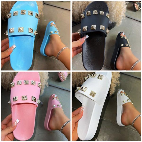 

summer rivet slippers women wear beach flat bottomed flip flops