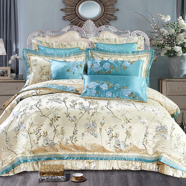 

bedding sets europe style flower satin jacquard luxury wedding set  king size duvet cover cotton bed spread sheet pillow