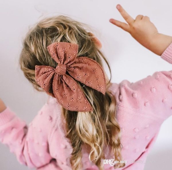 dolce ragazze grande accessorio per capelli in pizzo bowknot scavato ricamato per bambini clip per capelli fiocco da 6 pollici Barrette caramelle colore cotone copricapo D185