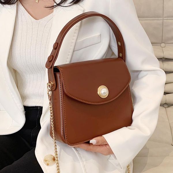 

autumn and winter french crowdsourcing foreign women's bag 2021 wave korean version of simple messenger fashion portable duffel bags