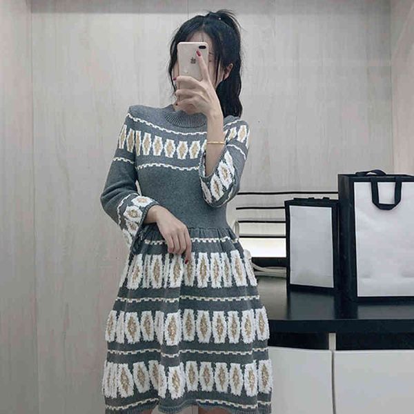 

dress gray jacquard knit autumn winter three flare sleeve sweater women a line short p-178, Black;gray