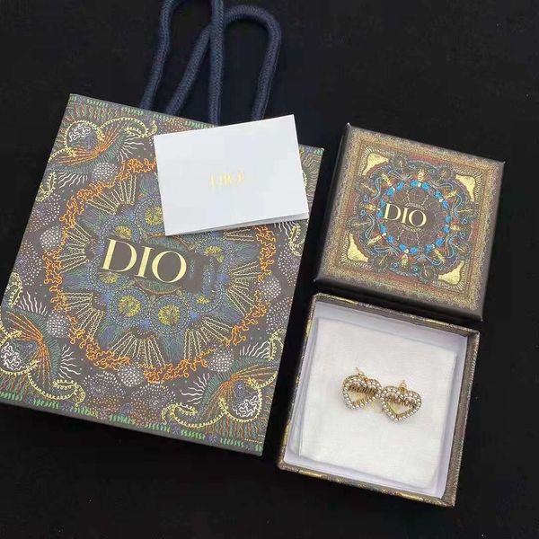 

earrings fashion luxury designer jewelry d family 21 brass pearl letter heart-shaped s925 silver needle are able, simple and small, Golden