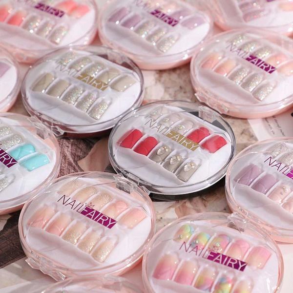 

30pcs fake nails with glue designed round box crystal detachable gauze false nail tips full cover acrylic for girls1, Red;gold