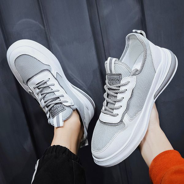 

2021 summer new high end breathable mesh mens shoes reflective sneakers mens casual shoes flats zapatos de hombre movement