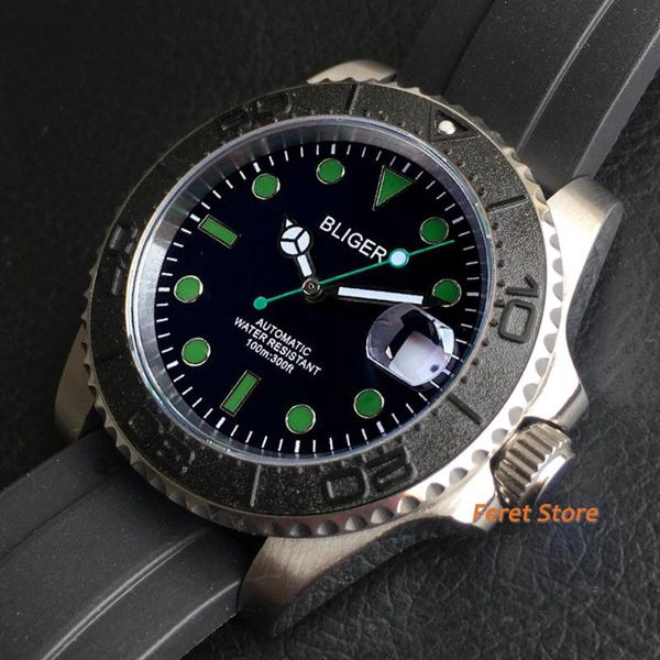 

wristwatches 40mm black and green dial fashion nh35a movement sapphire crystal waterproof luminous hand automatic men watch, Slivery;brown