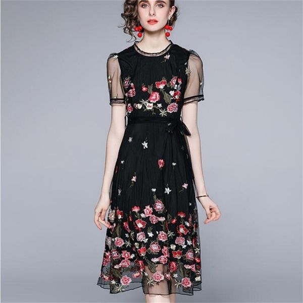 

women embroidery dress sweet mesh short sleeve o neck slim es summer fashion streetwear 210603, Black;gray