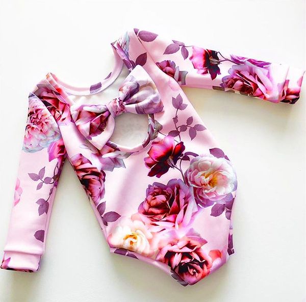 Mädchen Boutique Kleidung 2018 Frühling Sommermädchen Rückenfreie Bogenknoten Strampler Jumpsuit süßes Mädchen rosa florale weiche Baumwolle Babyklettern Kleidung