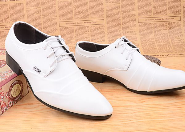 Новые мужчины бизнес платье обувь для мужчин острым носом кожа оксфорды обувь мужская белый черный кожа причинно обуви