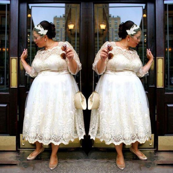 Pizzo Plus Size Abiti da sposa corti 2018 Lunghezza del tè Una linea Abiti da sposa Illusione Maniche lunghe Abiti da sposa donna Custom Made Cheap