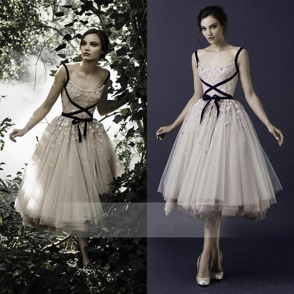 

паоло себастьян бандаж дешевые платья партии спагетти шеи чай длина 2018 homecoming платье кружева аппликация линия короткие платья партии, Black