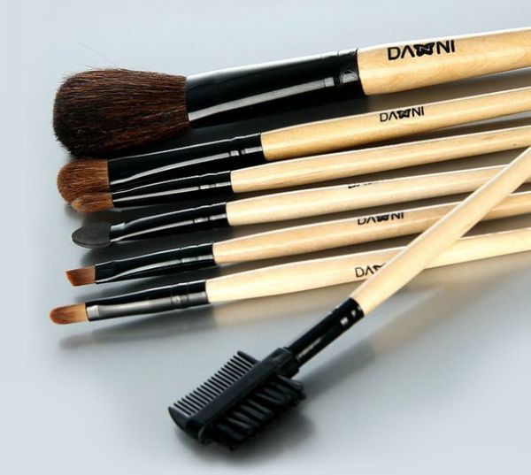 Großhandel, Neuankömmling, hochwertige DANNI 7 Sets Make-up-Pinsel, professionelles Make-up-Werkzeug, Make-up-Pinsel, schwarze Make-up-Pinsel.