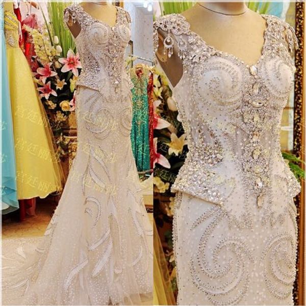 

custom made v neck prom dress 2016 sleeveless cover back floor length and crystal party dress formal dress, Black;red