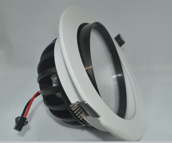 Сделано в Китае IP44 15W Светодиодный светодиодный светильник 2 года гарантийного светодиода утопленный нижний светильник 84LM / W светодиодные часы