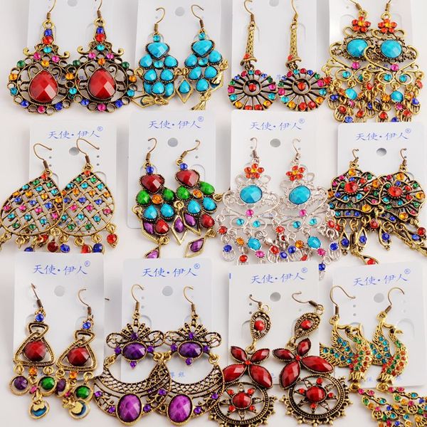 50Pairs / lot mixed Vintage Тибетский Серебряный / BronzeResin мода серьги Оптовая серьги новые юве
50Pairs / lot mixed Vintage Тибетский Серебряный / BronzeResin мода серьги Оптовая серьги новые юве