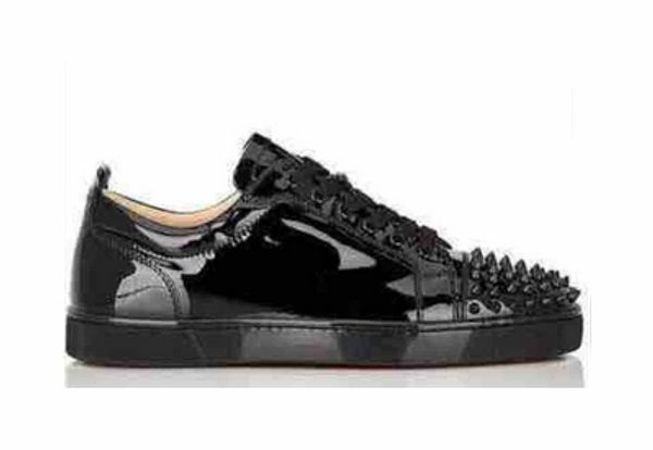 

2018 Pantent Leather Spiked Toe Flats Red Bottom Luxury Shoes For Men and Women Designer Sneakers Famous Brand