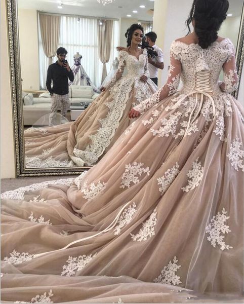 

2018 medieval ball gown wedding dress lace up champagne long train off the shoulder bridal gowns with sleeves plus size, White