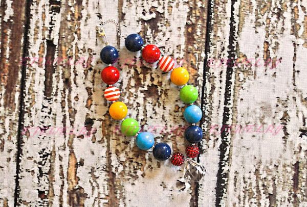 

rainbow chunky beaded necklace..chunky necklace..childrens necklace..pearl necklace..p prop cb138, Silver