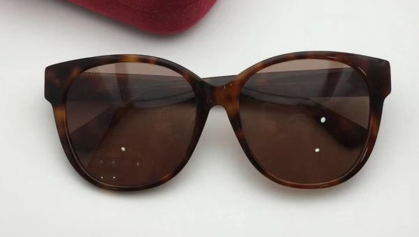 

2017 new square fashion sunglasses for wan/women with package sun glasses sunglasses num50, White;black