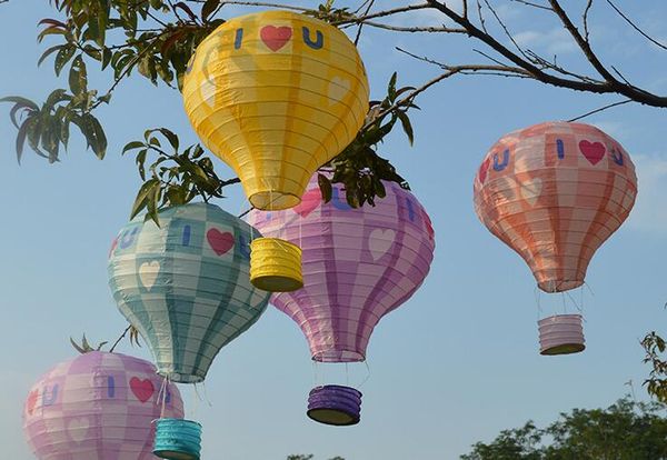 Grosshandel Bunte Laterne Geburtstag Hochzeit Party Decor Feuer