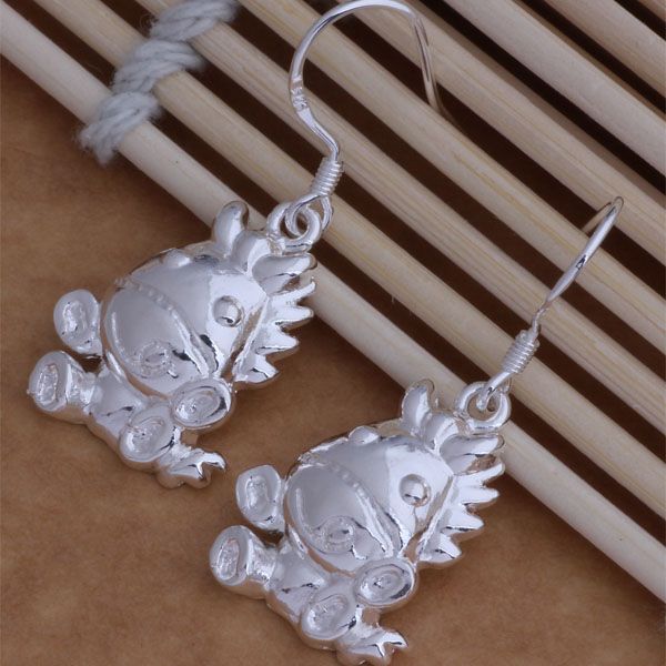 

fashion (jewelry manufacturer) 40 pcs a lot horse earrings 925 sterling silver jewelry factory price fashion shine earrings