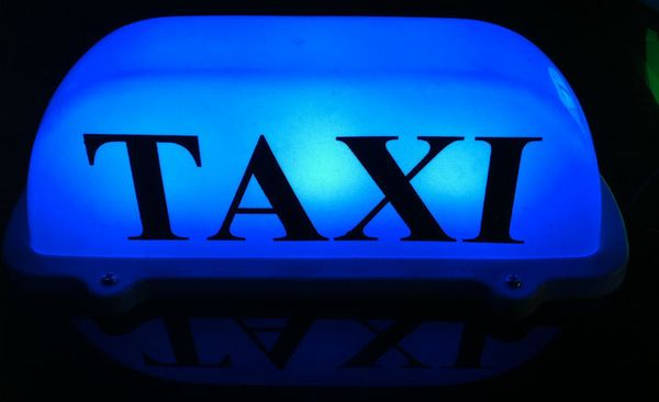 Автомобильный водонепроницаемый купол Blue Taxi Top Light LED Крыша Такси Знак 12V с магнитным основанием