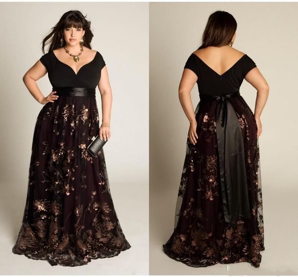 2019 New Plus Size Luxury Couture Prom Gown Capped Manica corta Lunghezza del pavimento Sexy Open Back Paillettes Applique Sash Abiti da festa per le donne