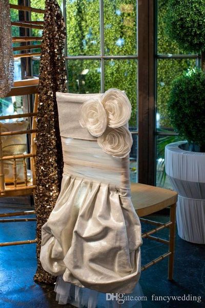 coprisedie con fiori 3D in taffetà avorio su misura, telai per sedie romantiche vintage, bellissime decorazioni per matrimoni alla moda