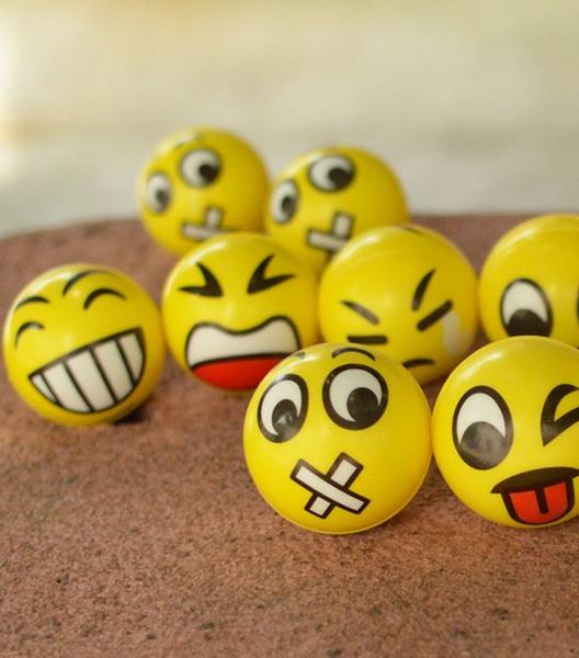 Emoji Splat Ball Stress Relief Toy Fun Party Bag Filler Fun Shape Squishy Gift