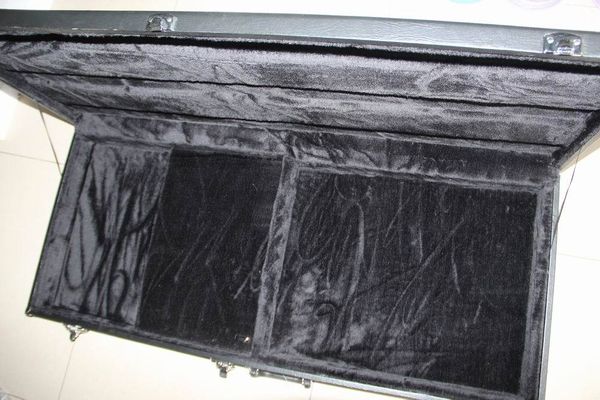 

еѬнй hardcase не пѬодае оделно дл двойной гиаѬ еи