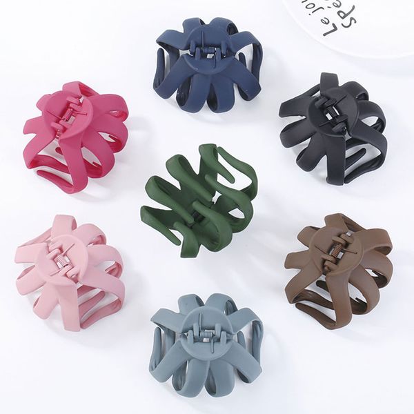 

solid color geometric acrylic women hair claws crab clamps charm lady hair clips retro make up hairdress hair accessories, Silver