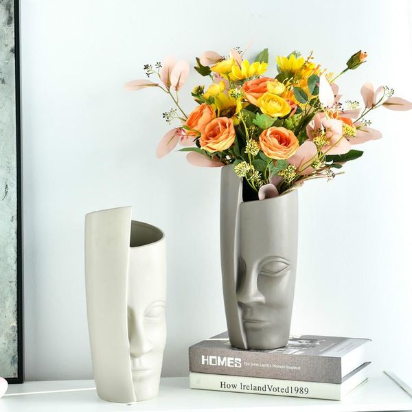 Vasi Vaso creativo a mezza faccia Disposizione in vaso di fiori in ceramica opaca Decorazioni per la casa Ornamento da tavola Vaso decorativo astratto grigio bianco