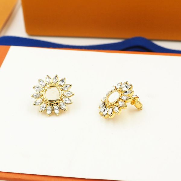 

designer earrings fashion gold alloy shell pearl earrings exaggerated starfish earrings with box for gift, Golden