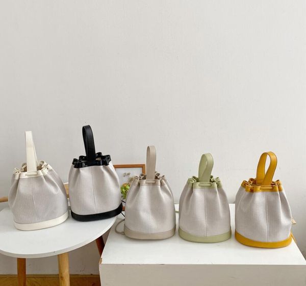 

Style Men and Women's Shoulder Bag High Quality Handbag Fashion Bag Designer Handbag Purse