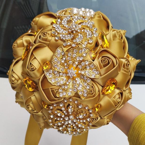 

1pcs romantic wedding bride holding flowers bouquet with rose flower gold diamond artificial decoration decorative & wreaths