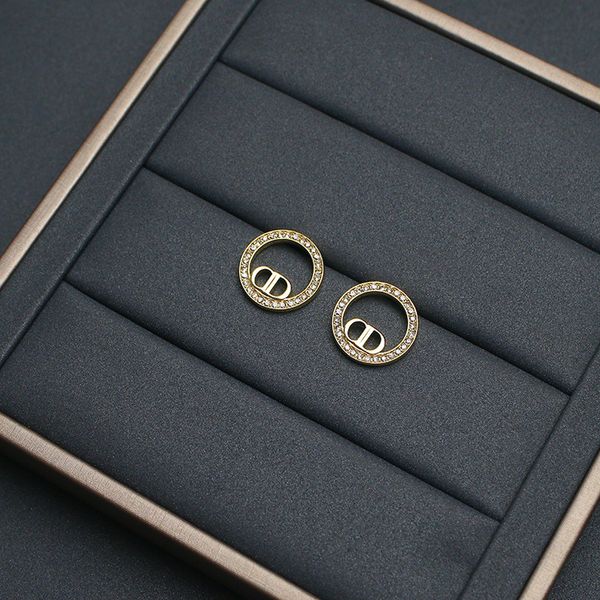 

d gold personality women's temperament european and earrings, Golden;silver