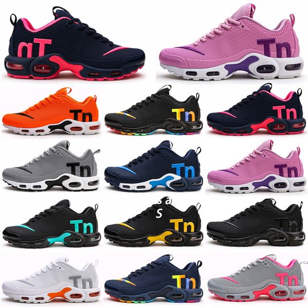 

2022 wholesale tn plus mens running shoes hyper violet laser blue 3 iii university black red white crater parachute smoke grey purple ghost