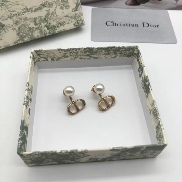 

2021 luxury designer jewelry new brass pearl earrings letter earrings, Silver