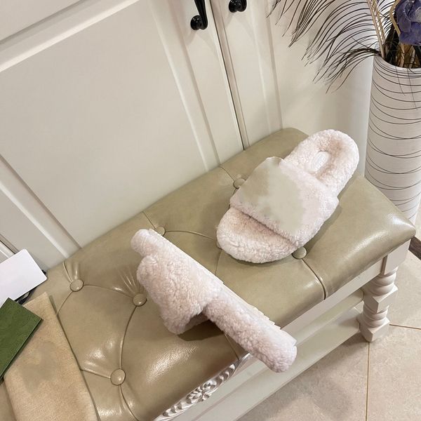 

2021 fashion latest women's slippers indoor plush simple light luxury style, Black