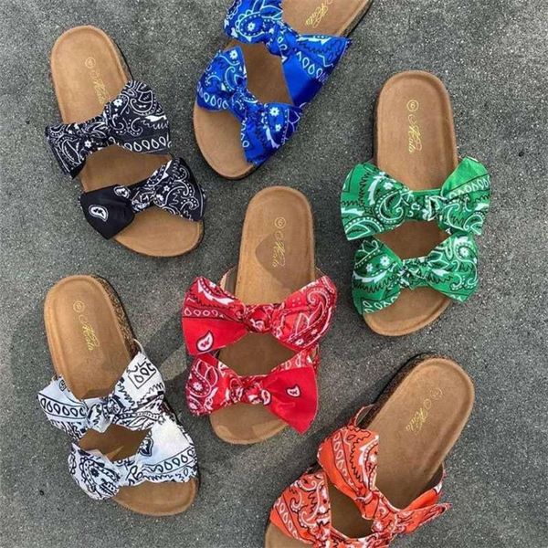 

flat slipper serpentine flip flop women 2021 fashion wild outdoor bright color candy transparent pvc slippers big size, Black