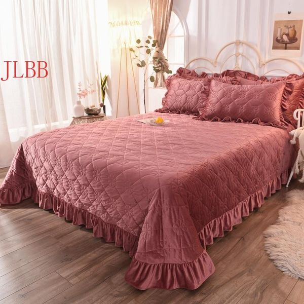 

bedding sets flannel fleece quilted bedspread pillowcase ruffles bed cover thicken bedclothes sheet sandred velvet warm home linen winter