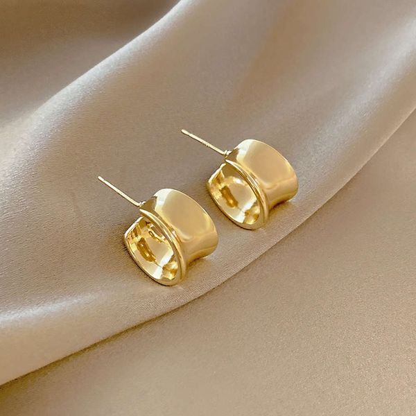 

style fashion simple earrings female temperament small