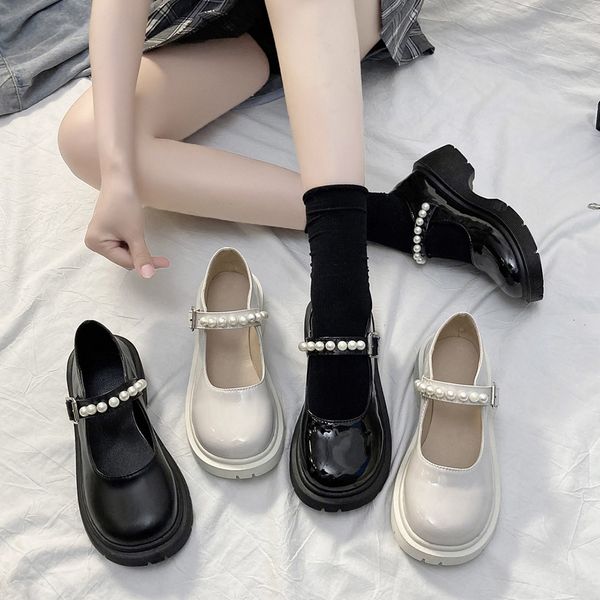 

pearl beige lolita shoes women pumps fashion patent leather platform shoes woman round toe mary jane shoes zapatos de mujer 2022, Black;white