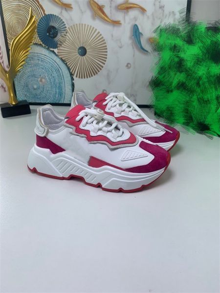 

tennis canvas casual shoes luxurys designers womens shoe italy green and red web stripe rubber sole stretch cotton low mens sneaker, Black