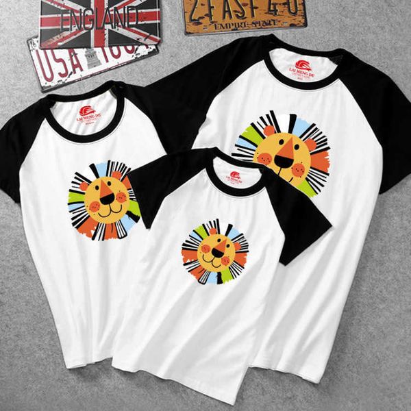 

matching family outfits summer short sleeve t shirt cute lion cotton casual father mother and daughter clothes family look 210713, Blue