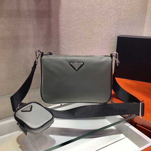 

mens messengers bag briefcase fashion outdoor one shoulder wallet messenger nylon bags genuine leather whole2210