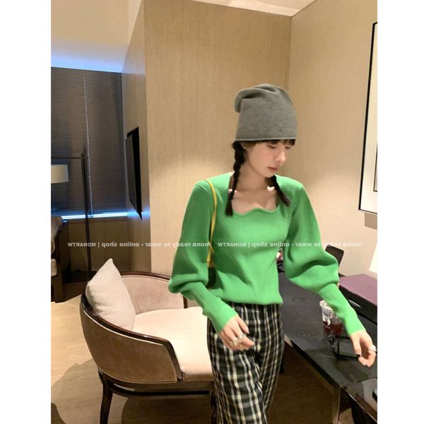 

strange flavor peach collar sweater short outer coat design sense of spring and autumn thin style, White;black