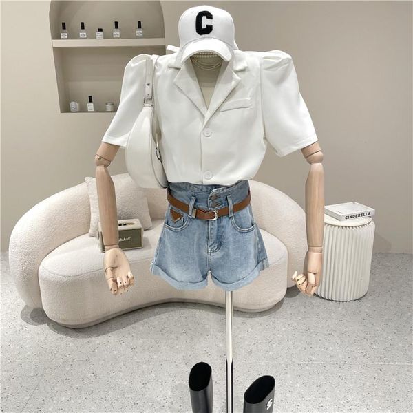 

women's suits & blazers niche design clothing 2021 summer temperament blazer loose and short small suit top, White;black