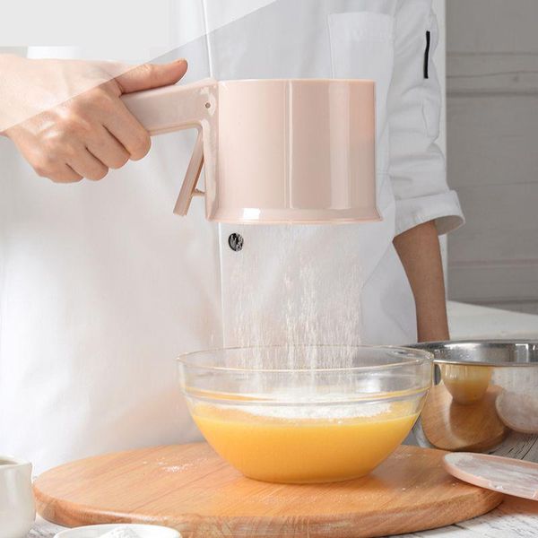 

handle plastic press cup shape flour sifter strainer sieve filter with lid kitchen tool hand-pressed separation baking & pastry tools
