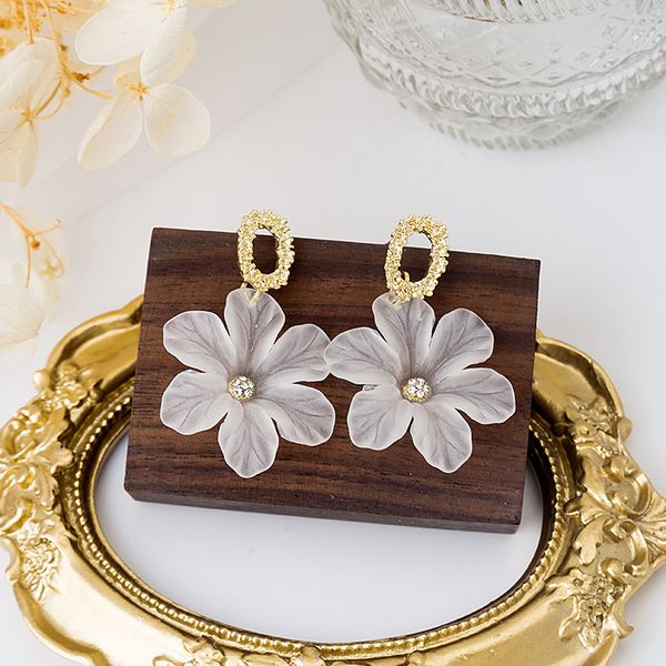 

korea 925 silver needle acrylic flower transparent petal earrings