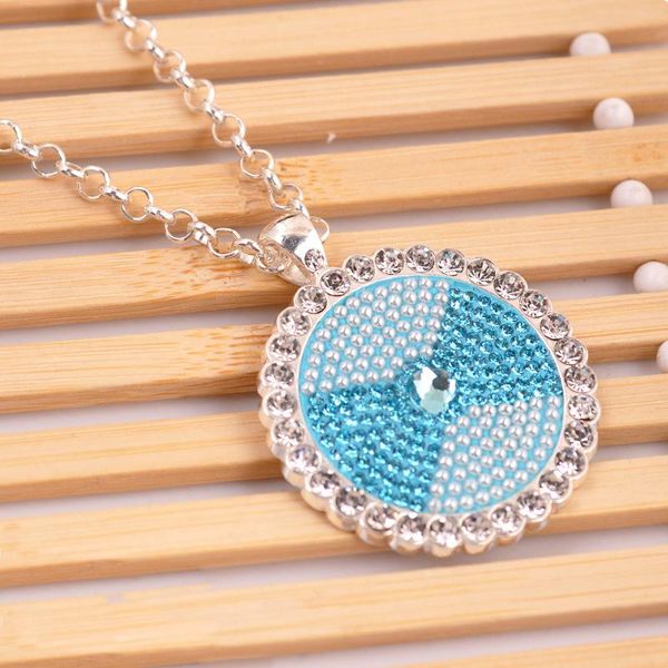 

pendant necklaces sliver crystal coin necklace with 60cm link chain, Silver